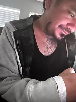 Burrrucecold00 online show from 02/22/25, 09:48