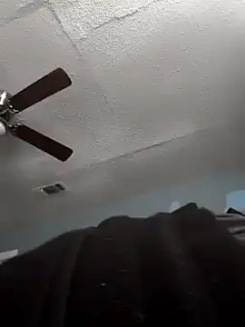 Burrrucecold00 online show from 02/23/25, 07:28