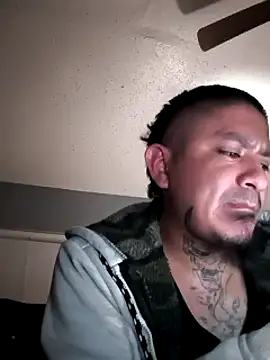 Burrrucecold00 online show from 02/25/25, 10:15