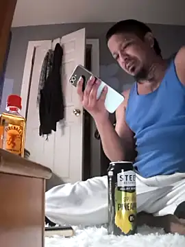 Burrrucecold00 online show from 03/11/25, 10:18