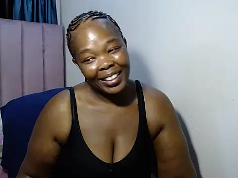 Snapshot of Hazel-nutt chatting on 03/14/25, 06:18 Hazel-nutt online show from 03/14/25, 06:18