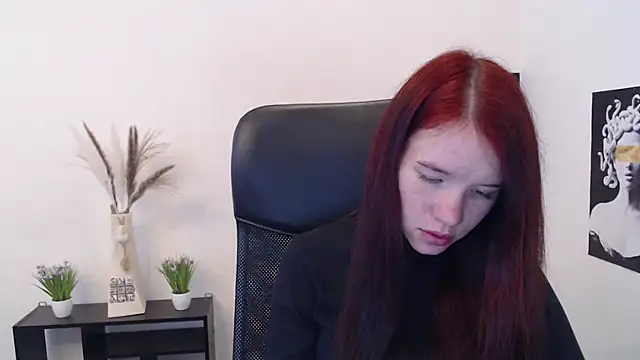 Liana Ray online show from 03/07/25, 06:35