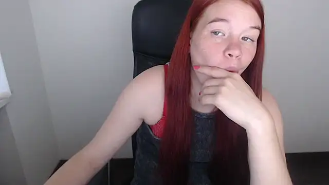 Liana Ray online show from 09/10/25, 04:23