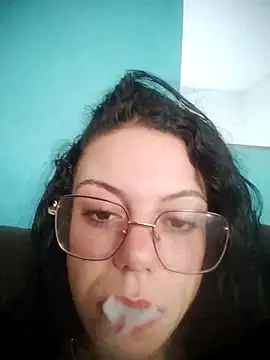 lolaoficial online show from 03/05/25, 12:00