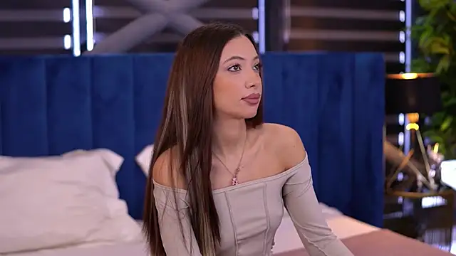 LaylaKristall online show from 02/27/25, 06:40