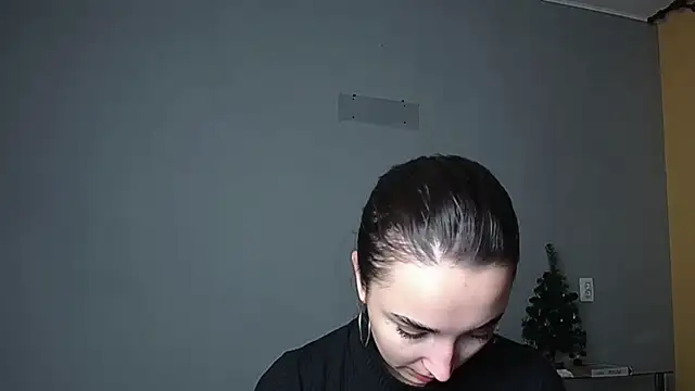 Snapshot of Eva_Gloryy chatting on 01/13/26, 04:01 Eva Gloryy online show from 01/13/26, 04:01