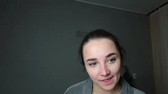 Snapshot of Eva_Gloryy chatting on 02/16/26, 04:14 Eva Gloryy online show from 02/16/26, 04:14