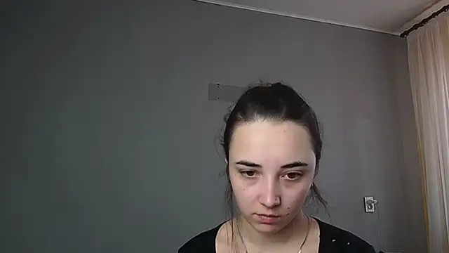 Snapshot of Eva_Gloryy chatting on 04/04/26, 10:35 Eva Gloryy online show from 04/04/26, 10:35