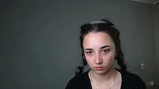 Snapshot of Eva_Gloryy chatting on 05/24/26, 10:20 Eva Gloryy online show from 05/24/26, 10:20