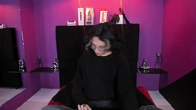 OpaloBlue online show from 03/12/25, 03:18