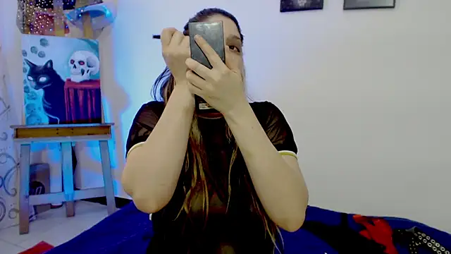 sharonnleon online show from 10/21/25, 09:26