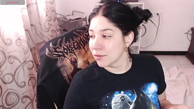 sharonnleon online show from 05/27/26, 01:41