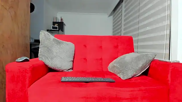 Snapshot of dereckgreen chatting on 12/02/25, 09:58 dereckgreen online show from 12/02/25, 09:58