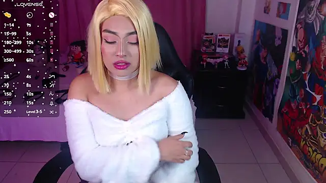 lily3 4 online show from 10/28/25, 06:39