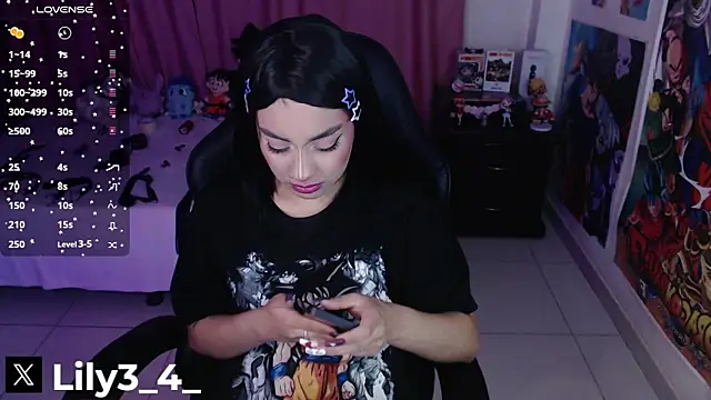 lily3 4 online show from 11/24/25, 07:08