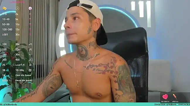 Snapshot of tattokoi chatting on 03/03/25, 01:10 tattokoi online show from 03/03/25, 01:10