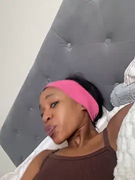 Go Meg online show from 10/14/25, 03:46