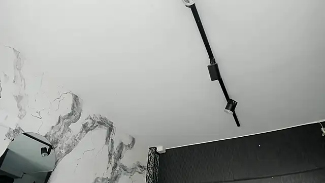 Snapshot of DalayMoore chatting on 09/27/25, 08:03 DalayMoore online show from 09/27/25, 08:03