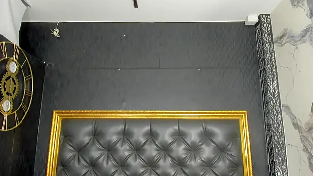 Snapshot of DalayMoore chatting on 11/03/25, 07:26 DalayMoore online show from 11/03/25, 07:26