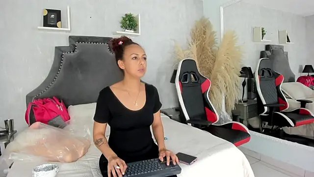DalayMoore online show from 07/13/26, 08:11