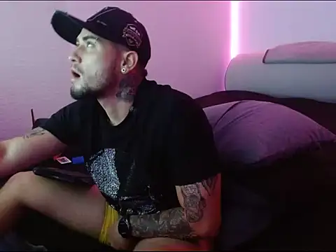 Lliam 2 online show from 01/18/25, 05:52