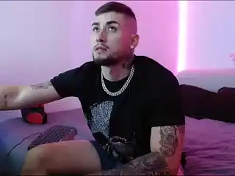 Lliam 2 online show from 01/30/25, 01:00