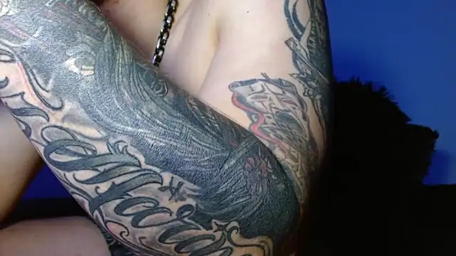 Snapshot of Lliam_2 chatting on 09/21/25, 04:58 Lliam 2 online show from 09/21/25, 04:58