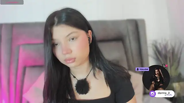 DannaJhonson1 online show from 05/14/26, 07:42