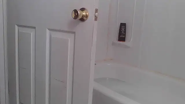 Snapshot of yourcourage1 chatting on 10/11/25, 05:17 yourcourage1 online show from 10/11/25, 05:17