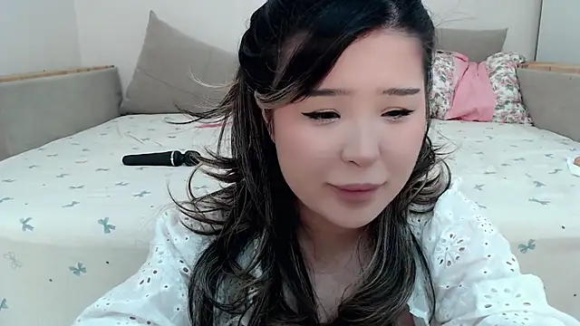 Minamin 20 online show from 05/02/26, 11:21