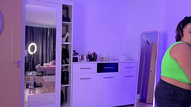 PatriciaSpice online show from 06/17/26, 05:32