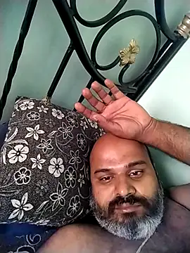 Snapshot of ajay240987 chatting on 10/22/25, 03:18 ajay240987 online show from 10/22/25, 03:18