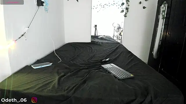 Odeth  online show from 10/22/25, 03:51