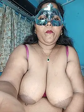 hevensex143 online show from 07/18/26, 11:58