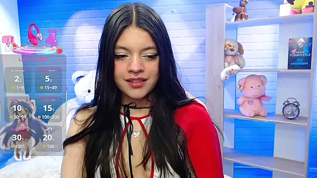 Snapshot of ashley_cute77 chatting on 11/15/25, 10:34 ashley cute77 online show from 11/15/25, 10:34