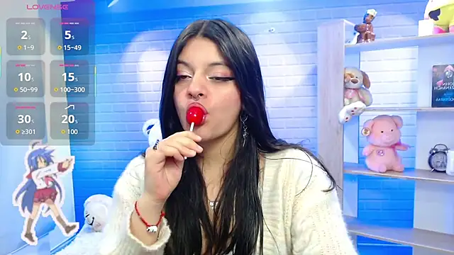 Snapshot of ashley_cute77 chatting on 11/18/25, 11:47 ashley cute77 online show from 11/18/25, 11:47