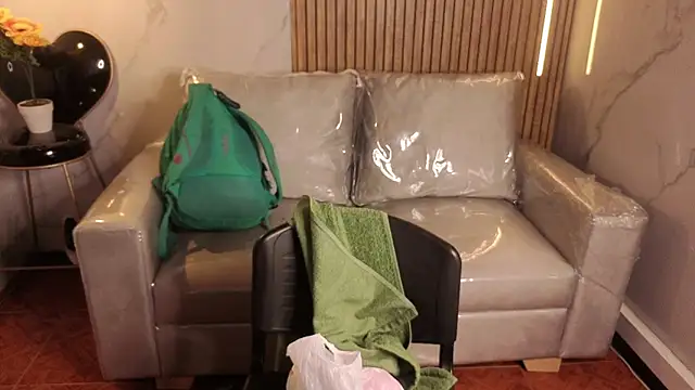 Kitten Cam online show from 06/23/26, 01:14