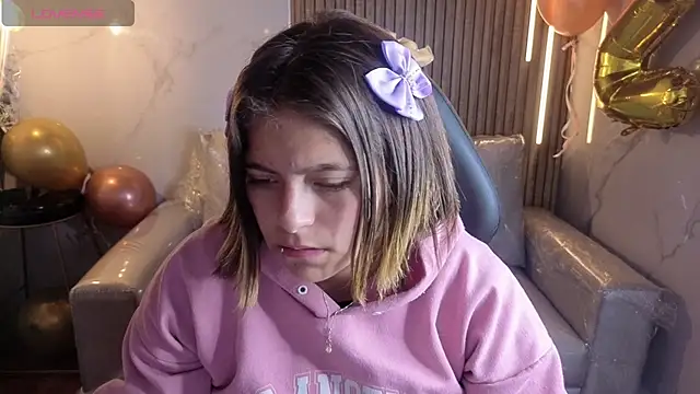 Kitten Cam online show from 07/09/26, 01:53