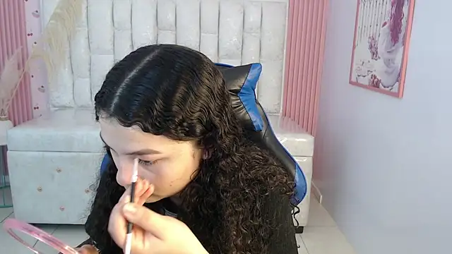 shalon diaz s online show from 11/05/25, 01:22