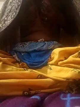 Snapshot of chocobbsimarn chatting on 02/08/25, 11:45 chocobbsimarn online show from 02/08/25, 11:45