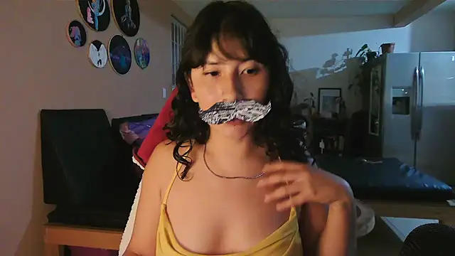 Snapshot of GinnyDelice chatting on 09/16/25, 01:39 GinnyDelice online show from 09/16/25, 01:39