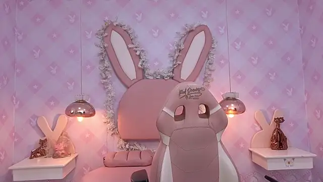 LIA SWAN  online show from 09/18/25, 11:40