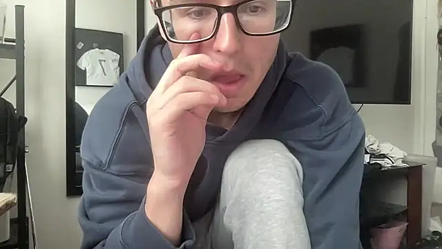 Snapshot of ryan_28747 chatting on 09/18/25, 07:16 ryan 28747 online show from 09/18/25, 07:16