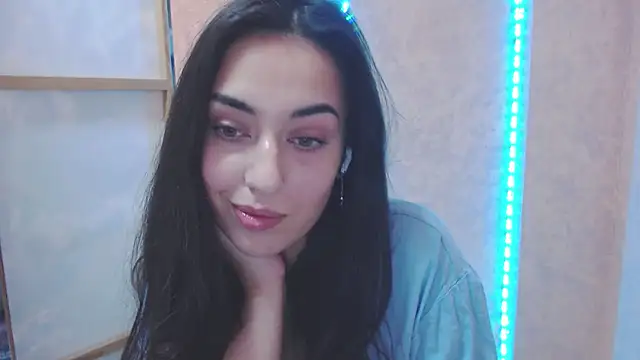 Lovelllyy online show from 02/24/25, 11:21