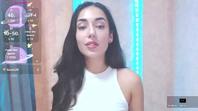 Lovelllyy online show from 10/22/25, 10:59