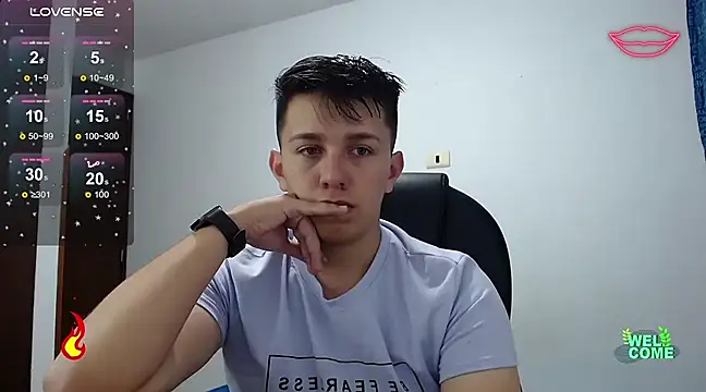 Snapshot of Alan_red chatting on 02/26/25, 02:59 Alan red online show from 02/26/25, 02:59