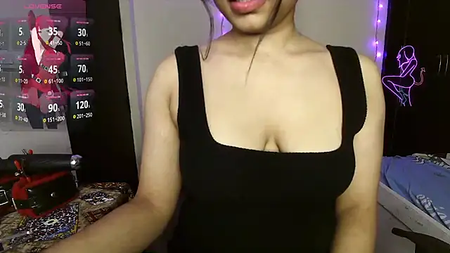 Snapshot of night_queen07 chatting on 12/03/25, 09:24 night queen07 online show from 12/03/25, 09:24