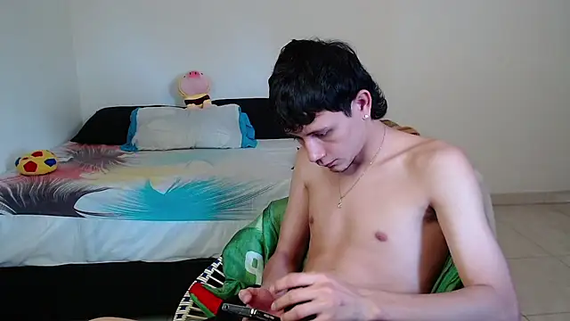 Snapshot of cute_mathew chatting on 03/03/25, 09:37 cute mathew online show from 03/03/25, 09:37