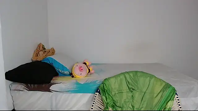 Snapshot of cute_mathew chatting on 03/08/25, 05:28 cute mathew online show from 03/08/25, 05:28