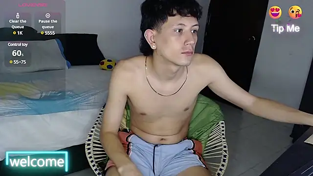 Snapshot of cute_mathew chatting on 03/21/25, 05:11 cute mathew online show from 03/21/25, 05:11